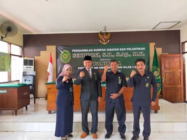 Pengambilan Sumpah Jabatan dan Pelantikan Panitera PN Tuban