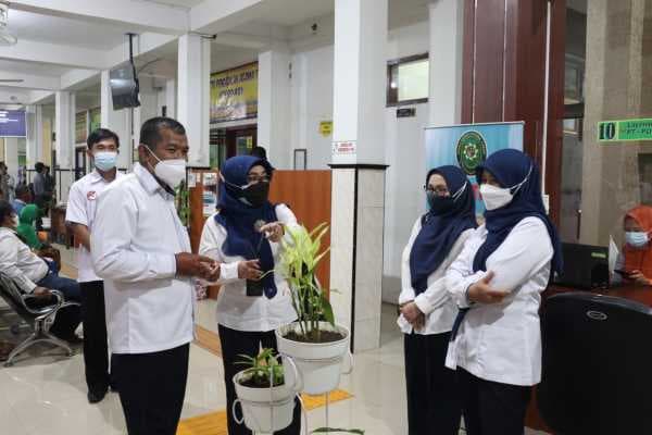 Tim Hakim Tinggi Pengawas Daerah dari Pengadilan Tinggi Agama Surabaya melakukan pengawasan regular pada Pengadilan Agama Tuban