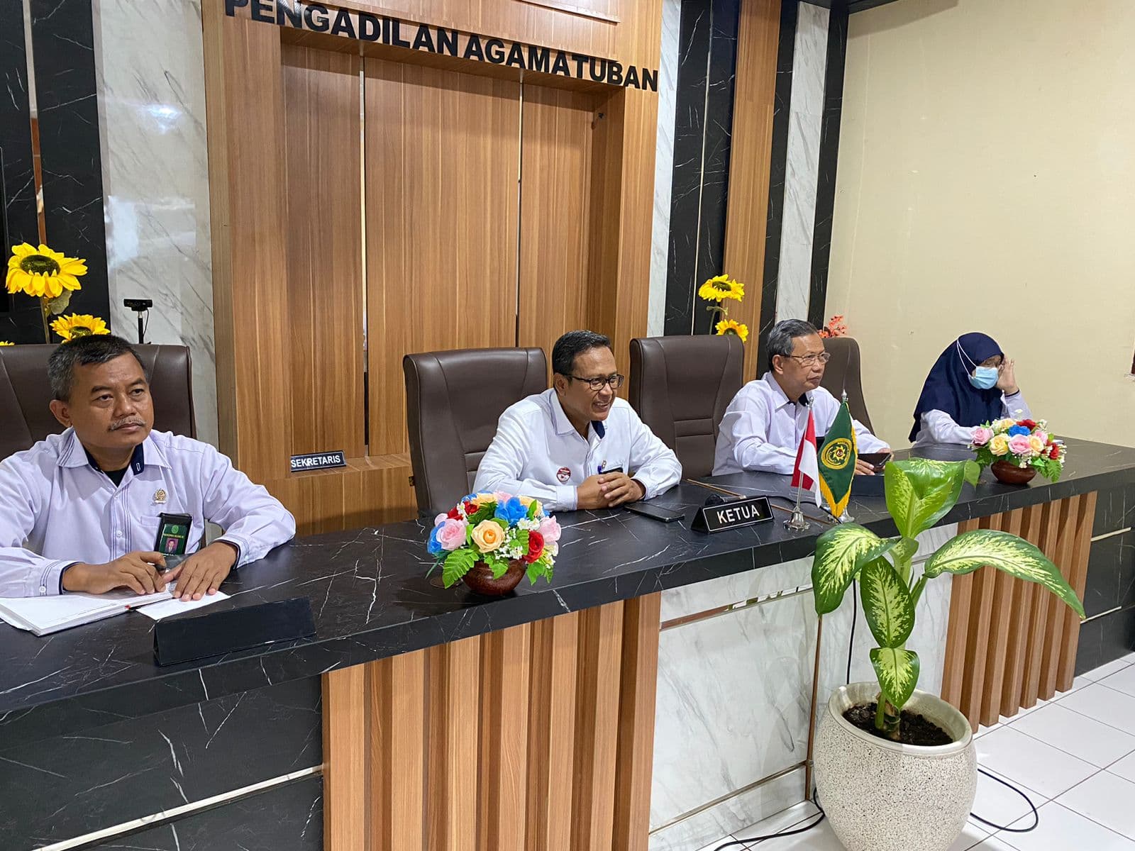PA TUBAN Mengikuti Sosialisasi PERMA terkait Administrasi dan Persidangan Perkara Perdata dan Pidana
