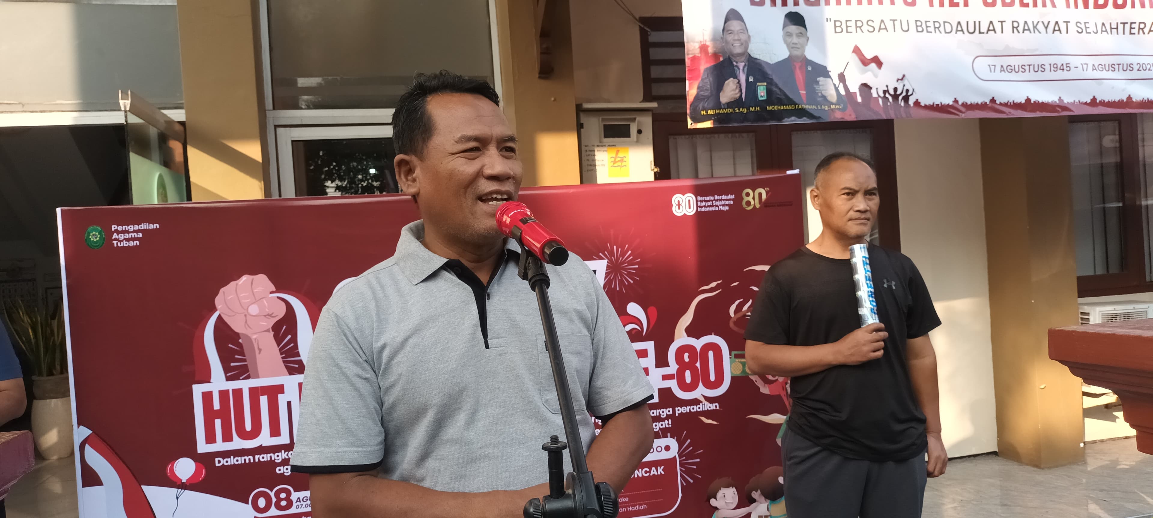 Harmonisasi dan Hiburan: Lomba Antar Pegawai PA Tuban Sambut HUT RI & MA