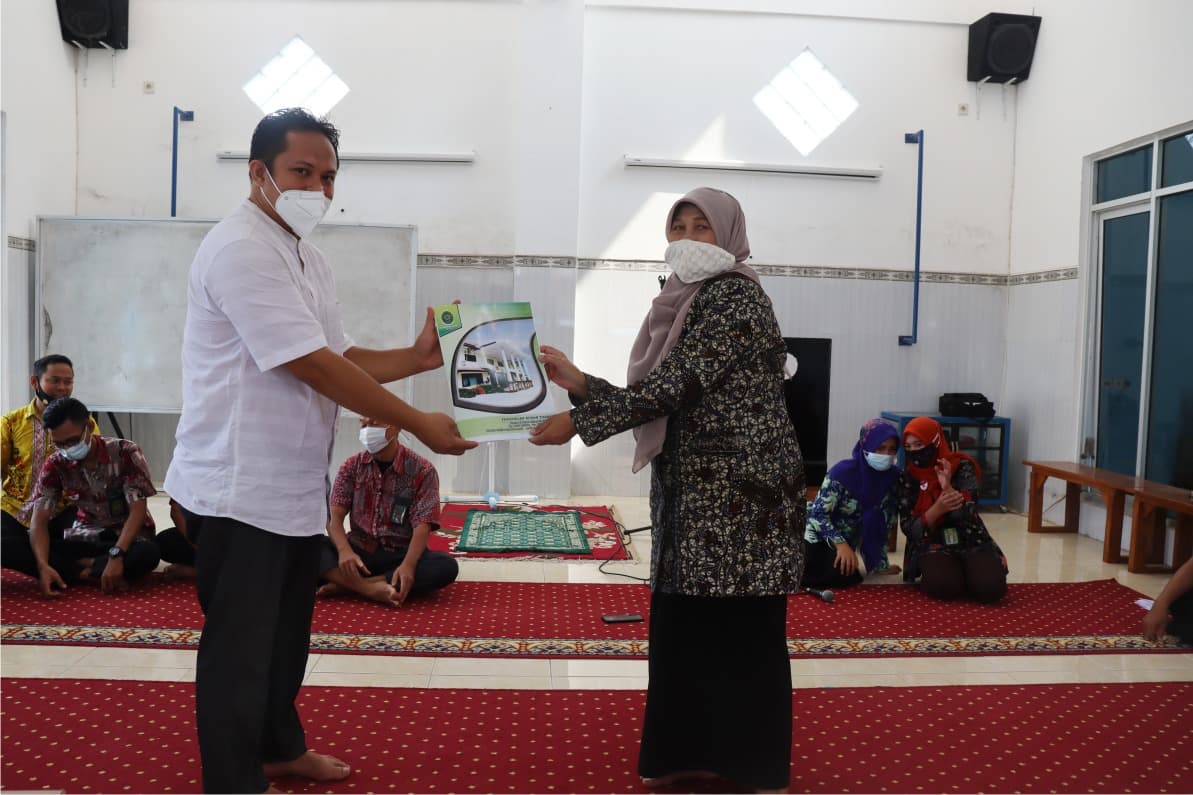 INDAHNYA BERBAGI MELALUI ANJANGSANA KE PANTI ASUHAN TUNAS MELATI MUHAMMADIYAH